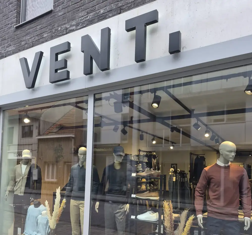De gevel van VENT in de Kapellestraat in Aartselaar